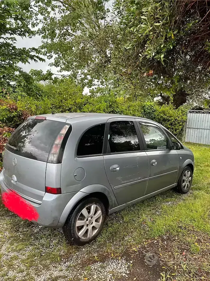 Occasion Opel Meriva 90 ch (66 kW) 2009 Gris Monospace