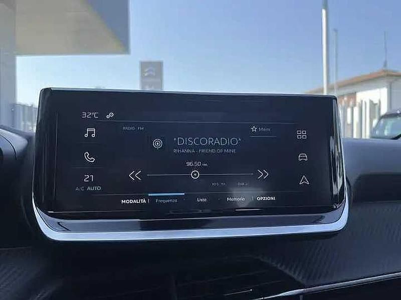 Nuova Peugeot e-208 Active 100 kW (136 CV) 2025 Grigio Utilitaria