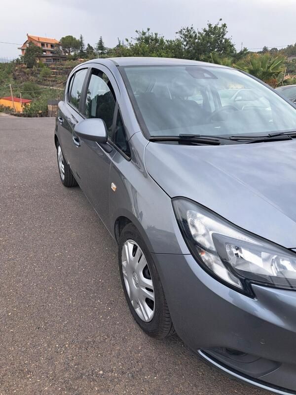 Usata Opel Corsa Innovation 75 CV (55 kW) 2018 Grigio Berlina