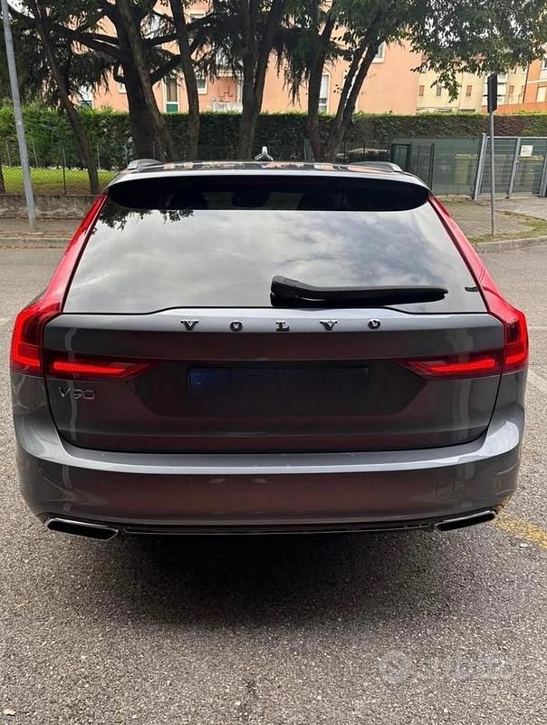 Usata Volvo V90 Inscription 190 CV (139 kW) 2017 Grigio Station wagon