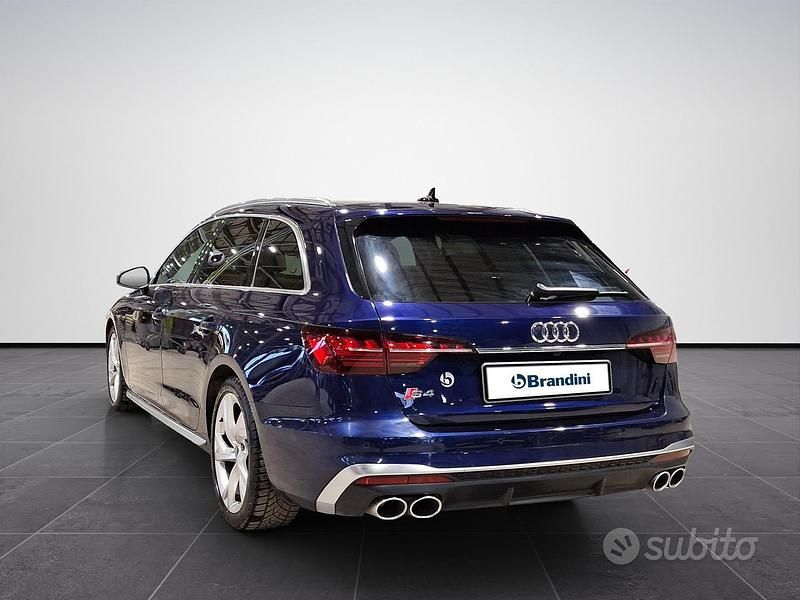 Usata Audi S4 Sport 341 CV (250 kW) 2023 Blu Station wagon