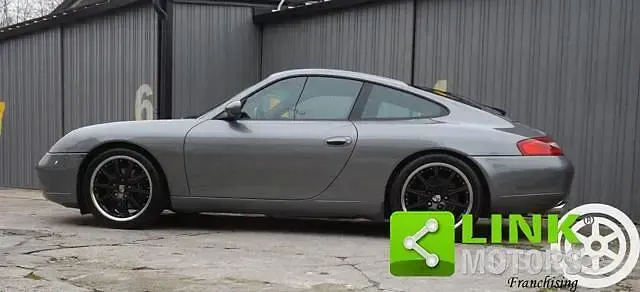 Usata Porsche 911 Carrera 299 CV (219 kW) 2001 Grigio Coupé