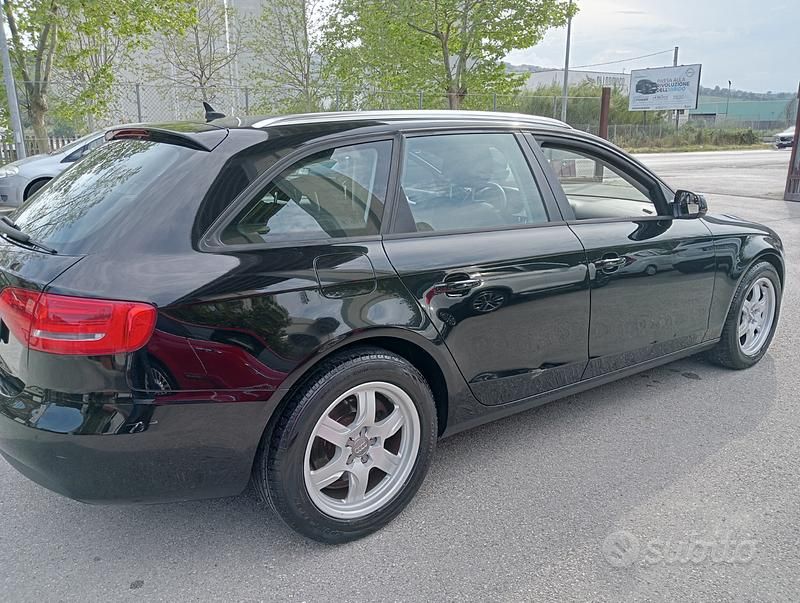 Usata Audi A4 Ambiente 120 CV (88 kW) 2011 Nero Station wagon
