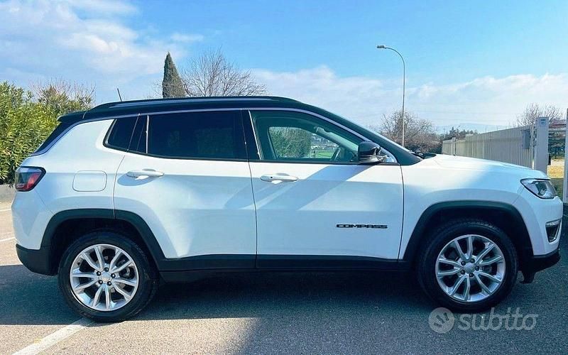 Usata Jeep Compass 131 CV (96 kW) 2021 Bianco SUV