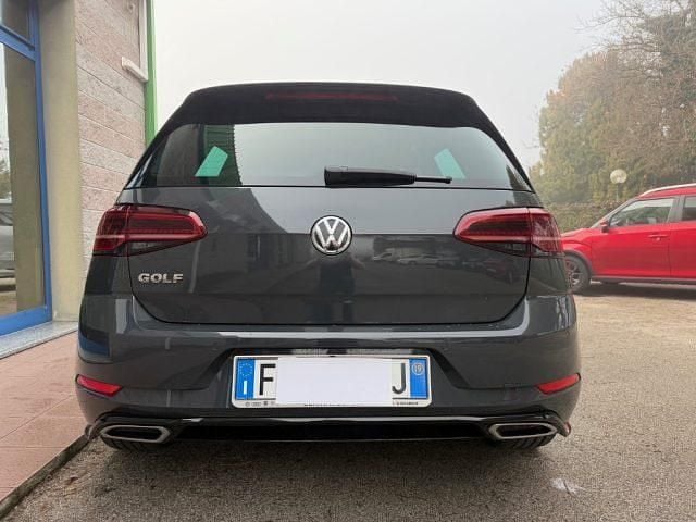 Usata VW Golf VII R-line 149 CV (109 kW) 2019 Grigio Berlina
