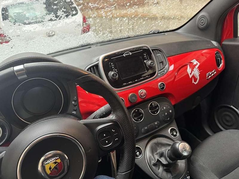 Usata Abarth 595 144 CV (105 kW) 2018 Rosso Utilitaria