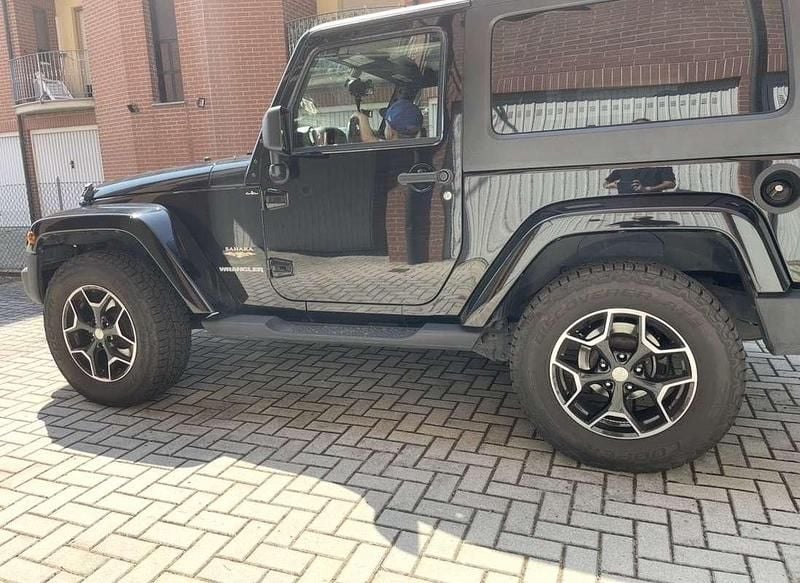 Usata Jeep Wrangler Sahara 200 CV (147 kW) 2012 SUV