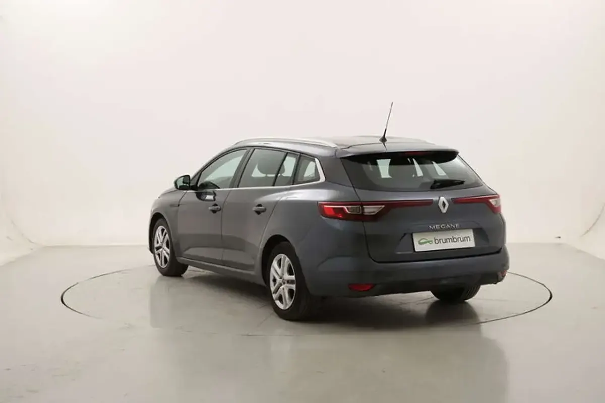 Usata Renault Mégane GrandTour Business 116 CV (85 kW) 2019 Grigio Station wagon