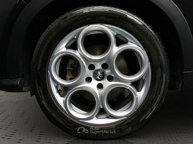 Usata Alfa Romeo Tonale Sprint 131 CV (96 kW) 2023 Nero SUV