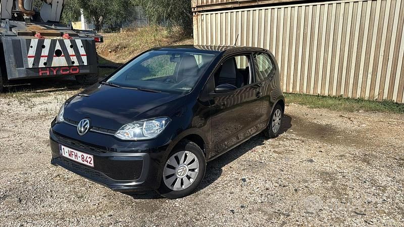 Begagnad VW up! move up! 75 HK (55 kW) 2019 Svart Halvkombi