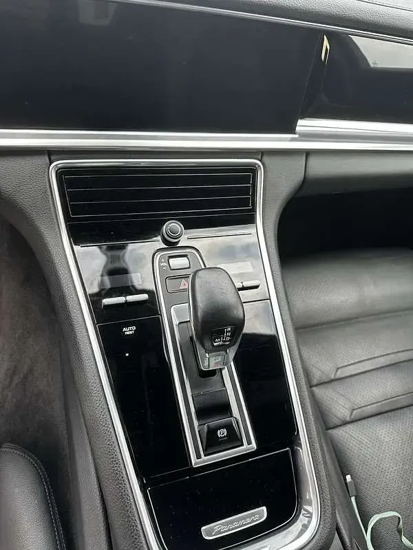 Usata Porsche Panamera 4 Sport Turismo Sport Turismo 330 CV (242 kW) 2018 Station wagon