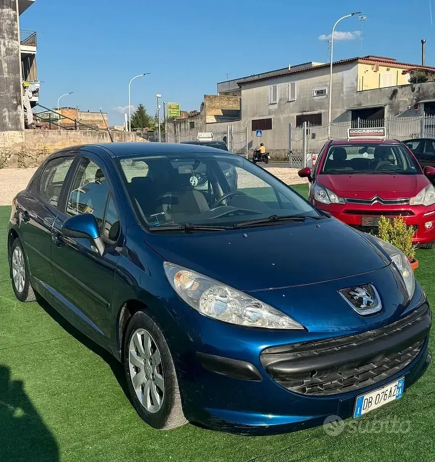 Usata Peugeot 207 68 CV (50 kW) 2006 Blu Berlina