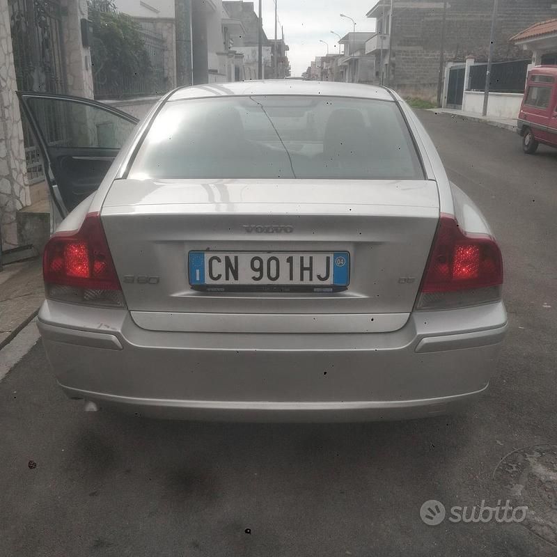 Usata Volvo S60 2004 Grigio Berlina