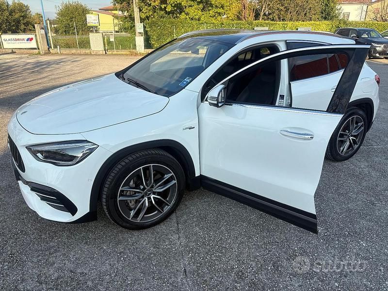 Usata Mercedes GLA35 AMG AMG 306 CV (225 kW) 2022 Bianco SUV