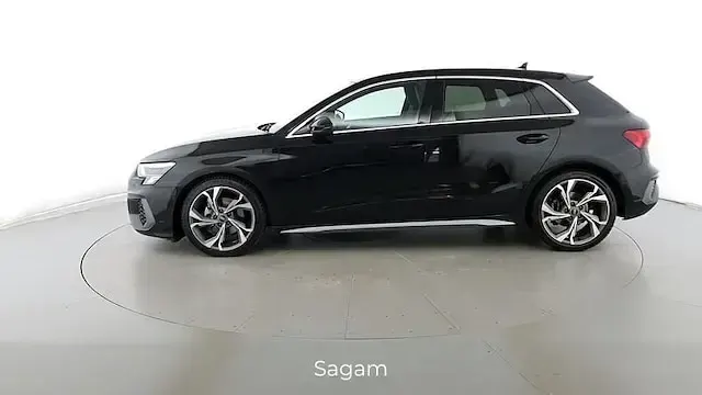 Usata Audi A3 S-Line 150 CV (110 kW) 2022 Nero mito metallizzato Berlina