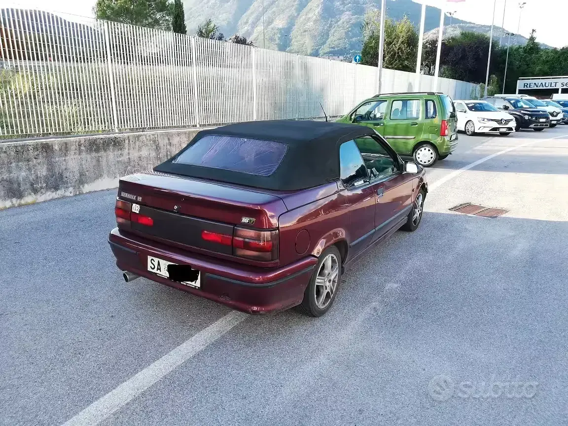 Usata Renault 19 135 CV (99 kW) 1993 Cabrio