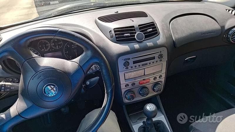 Usata Alfa Romeo 147 2003 Grigio Utilitaria