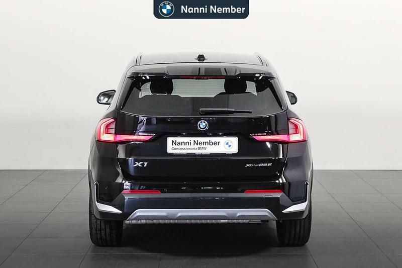 Nuova BMW X1 245 CV (180 kW) 2026 Argento SUV