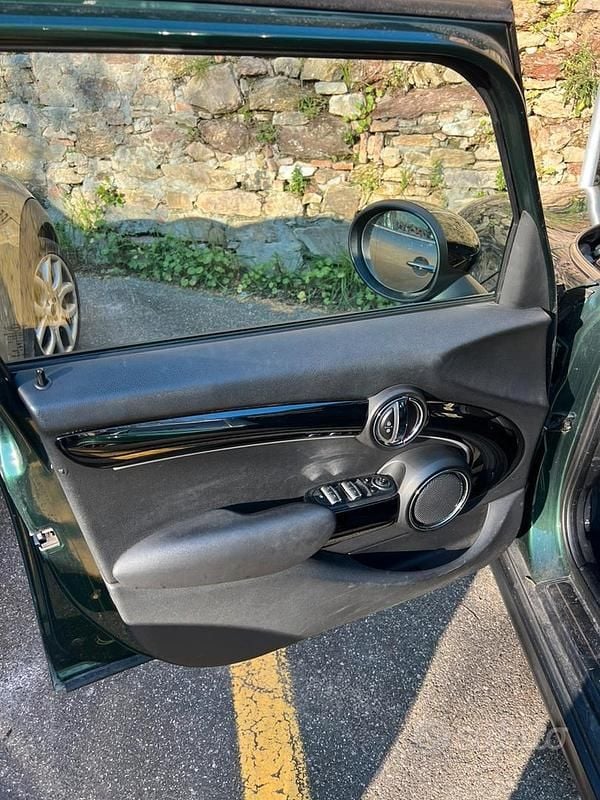 Usata Mini Cooper D Seven 2016 Verde Utilitaria