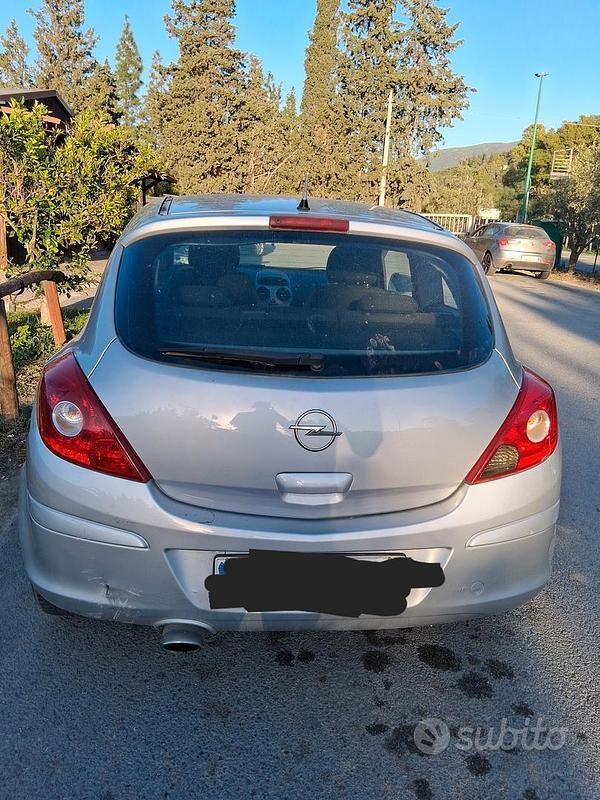 Usata Opel Corsa 80 CV (58 kW) 2007 Grigio Utilitaria