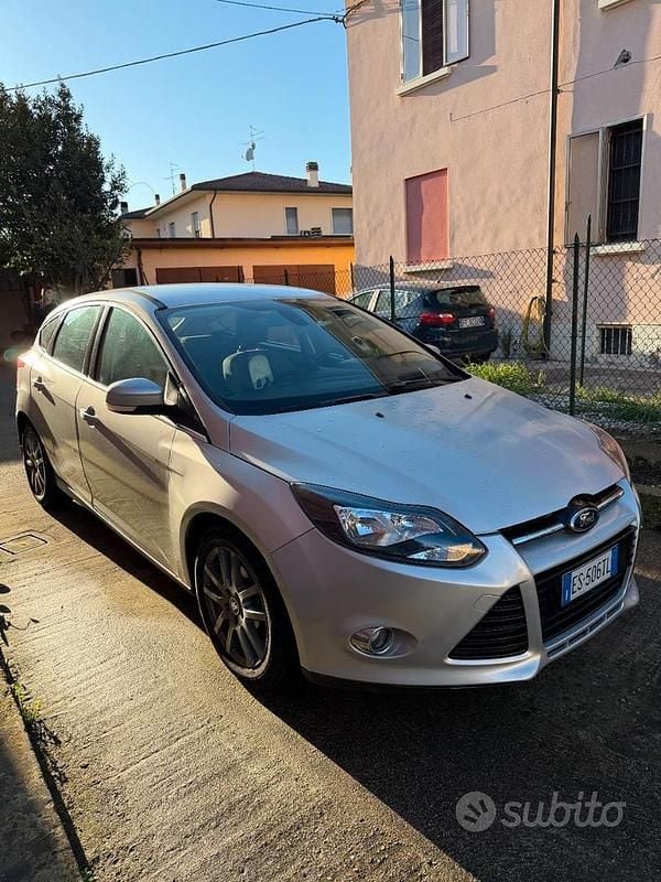 Usata Ford Focus 2012 Grigio Berlina