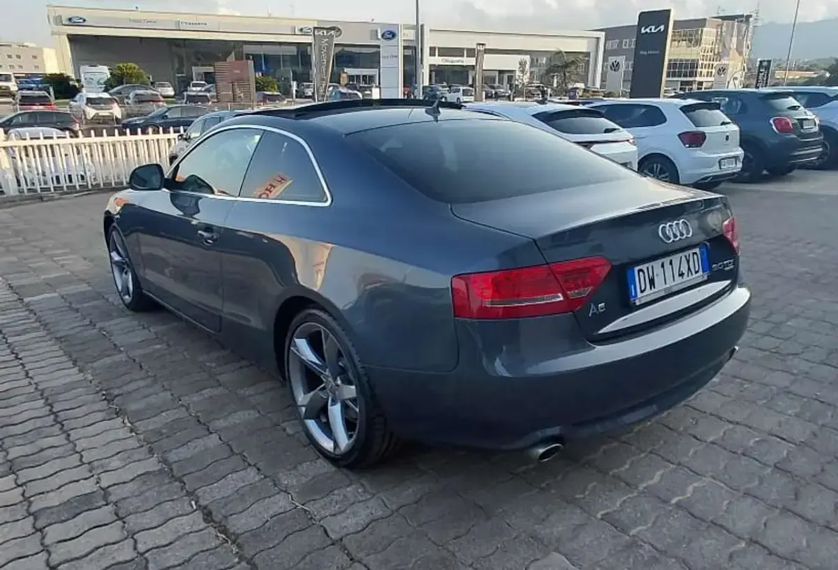 Usata Audi A5 239 CV (175 kW) 2009 Blu/azzurro Coupé
