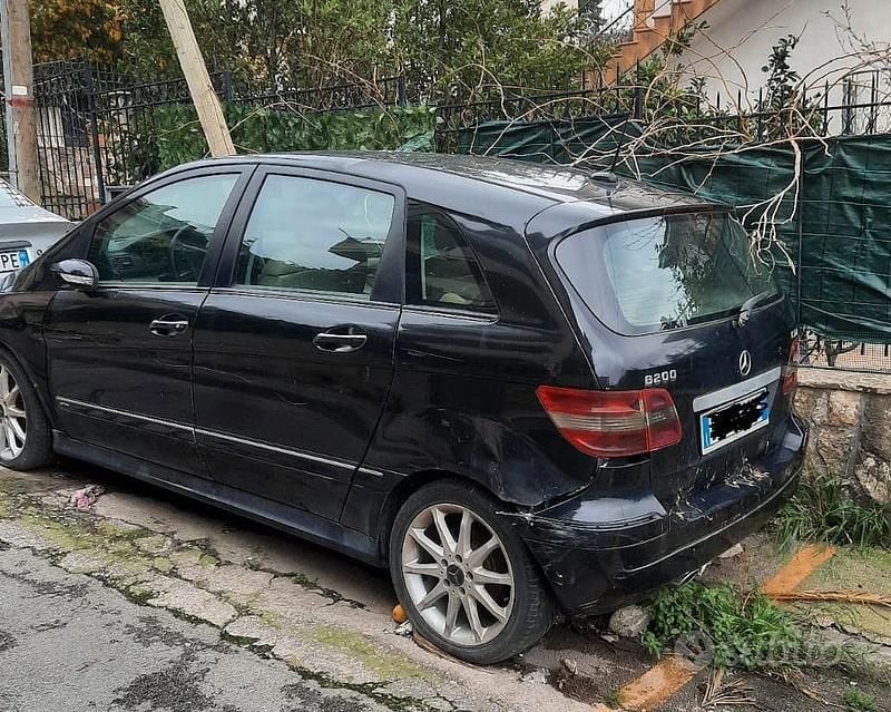 Usata Mercedes B200 2007 Nero Monovolume