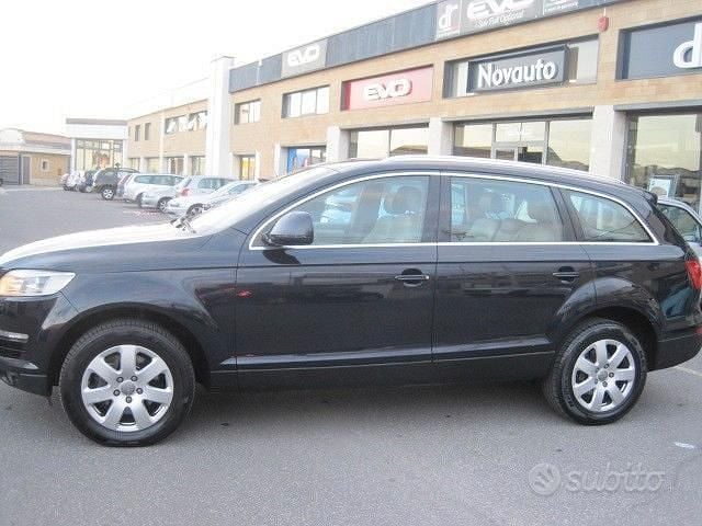 Usata Audi Q7 233 CV (171 kW) 2006 Blu SUV