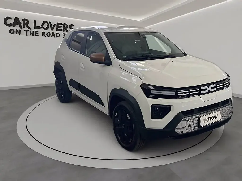 Usata Dacia Spring Extreme 47 kW (65 CV) 2024 Bianco Utilitaria