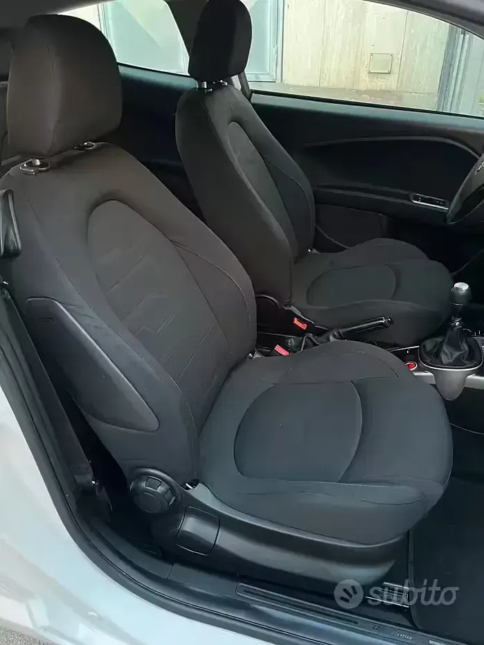 Usata Alfa Romeo MiTo 70 CV (51 kW) 2013 Bianco Utilitaria