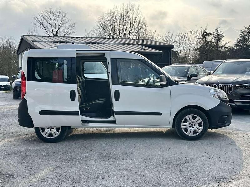 Usata Fiat Doblò 95 CV (69 kW) 2017 Bianco Monovolume