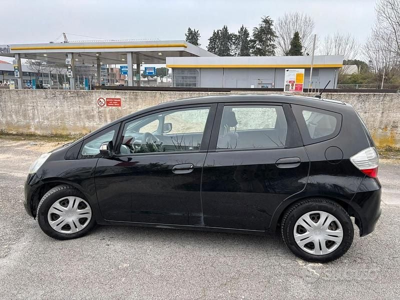 Usata Honda Jazz Elegance 99 CV (72 kW) 2009 Nero Utilitaria