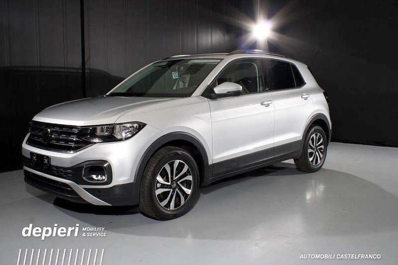 Argento Usata 2022 VW T-Cross Active SUV | 21.500 € (Cara) - Immagine 1/4