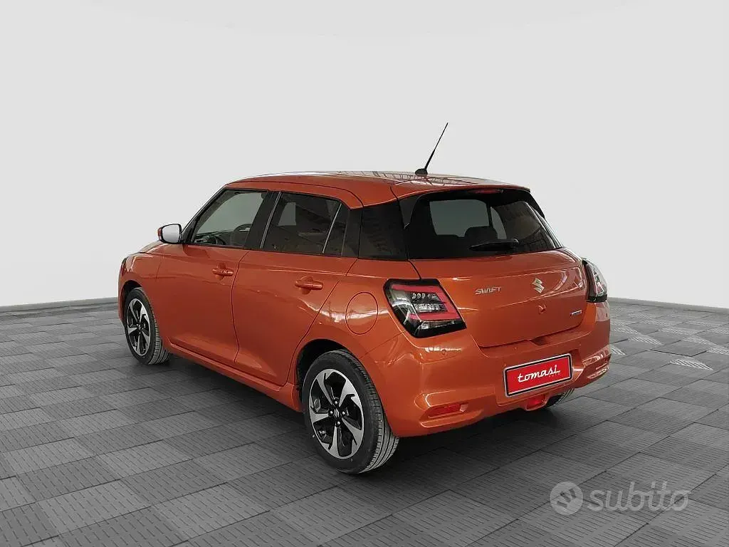Second-hand Suzuki Swift 83 CP (61 kW) 2025 Portocaliu Hatchback
