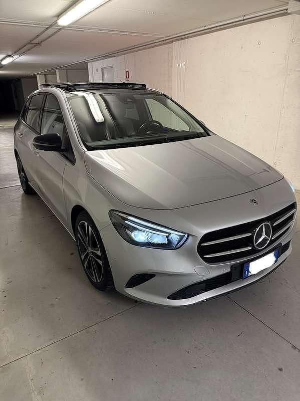 Usata Mercedes B220 Edition 190 CV (139 kW) 2019 Argento Monovolume