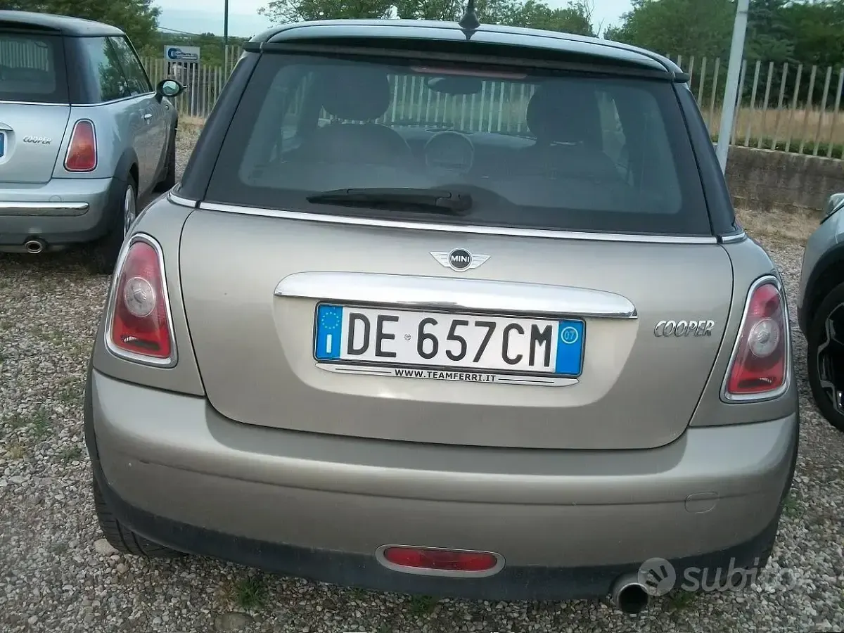 Usata Mini Cooper Chili 120 CV (88 kW) 2007 Marrone Utilitaria