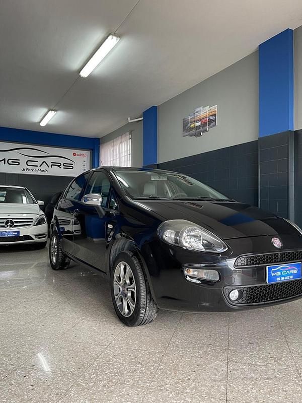 Usata Fiat Punto Evo Dynamic 69 CV (50 kW) 2012 Nero Utilitaria