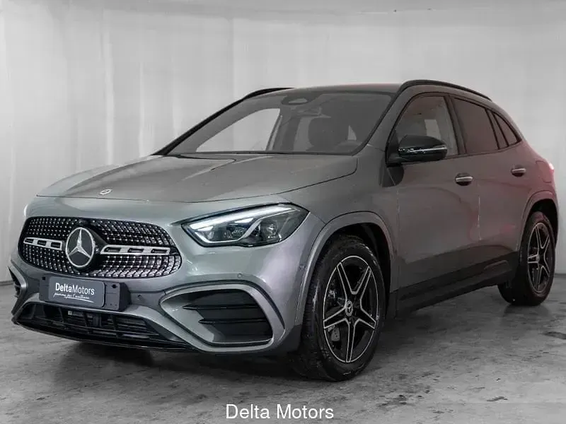 Usata Mercedes GLA200 150 CV (110 kW) 2026 SUV
