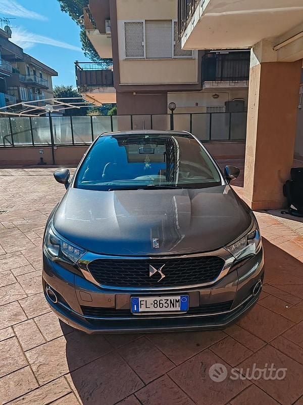 Usata DS Automobiles DS4 So Chic 120 CV (88 kW) 2017 Grigio Berlina