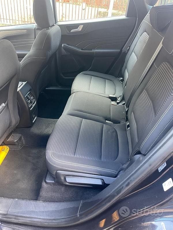 Usata Ford Kuga Business Edition 120 CV (88 kW) 2021 Nero SUV