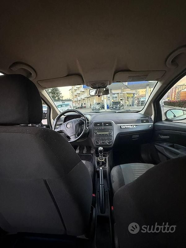 Usata Fiat Punto 65 CV (47 kW) 2008 Grigio Utilitaria