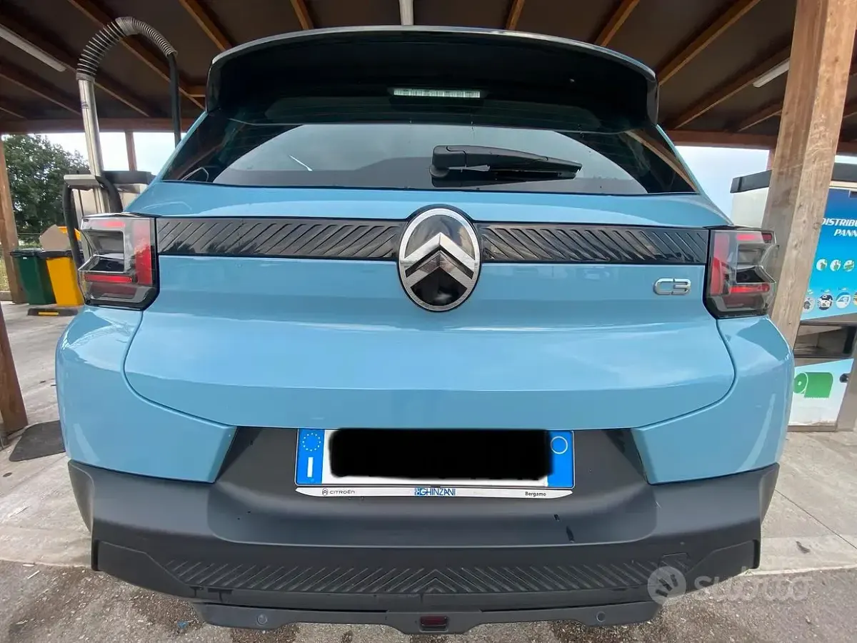 Usata Citroën C3 101 CV (74 kW) 2025 Bluazzurro SUV