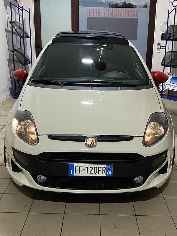 Usata Abarth Punto Evo 179 CV (131 kW) 2010 Bianco Utilitaria
