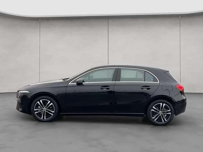 Usata Mercedes A180 Progressive 136 CV (100 kW) 2025 Nero Berlina