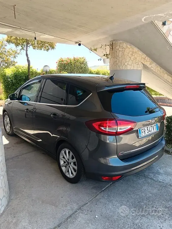 Begagnad Ford C-MAX Titanium 120 HK (88 kW) 2018 Grå Minibuss
