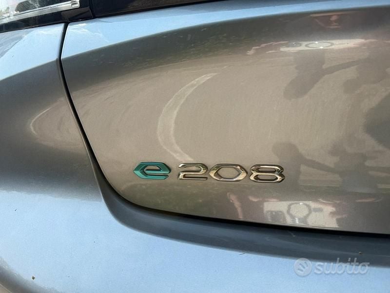 Usata Peugeot 208 100 kW (136 CV) 2022 Grigio Utilitaria