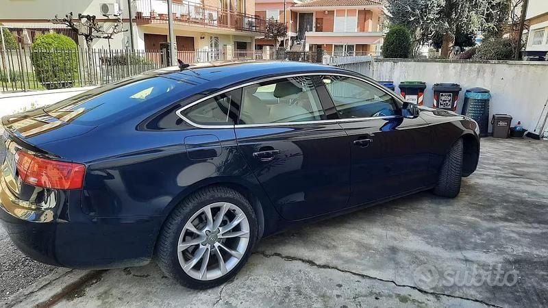 Usata Audi A5 Sportback Business 177 CV (130 kW) 2012 Blu Utilitaria