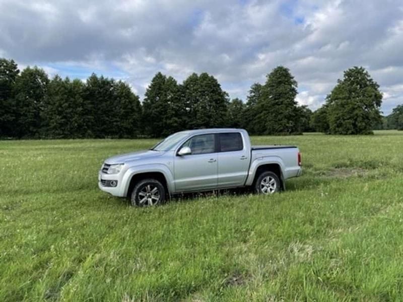 Usado VW Amarok Highline 163 CV (119 kW) 2012 Plateado Pickup/Camioneta