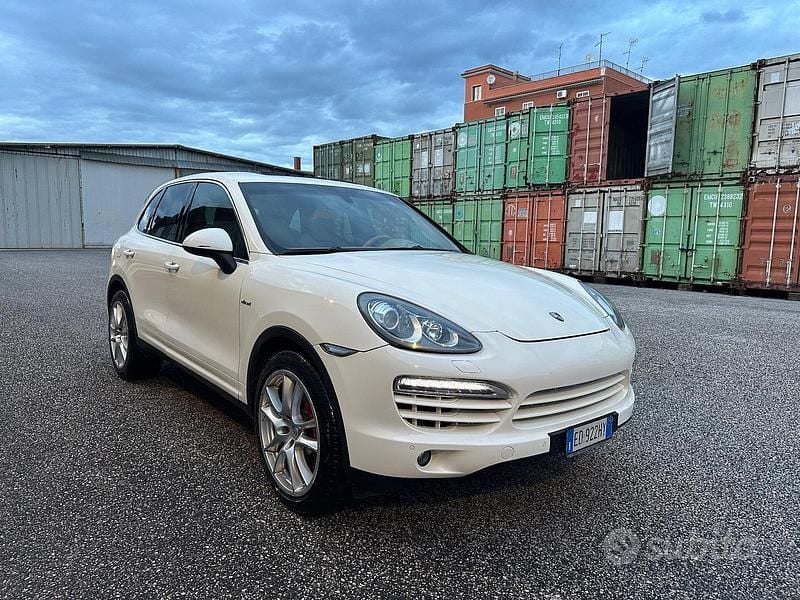 Usata Porsche Cayenne 2011 Bianco SUV