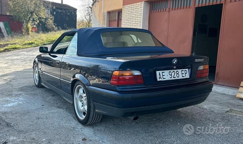 Usata BMW 320 Cabriolet Efficient Dynamics 150 CV (110 kW) 1995 Cabrio